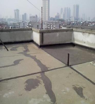 房山漏水维修 楼顶漏水是什么原因，楼顶漏水维修方法是什么?