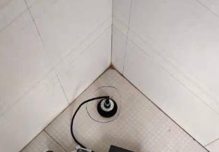房山卫生间漏水维修之 loft 夹层储藏室毗邻暗管渗水哪家好，推荐诚匠小爱修缮